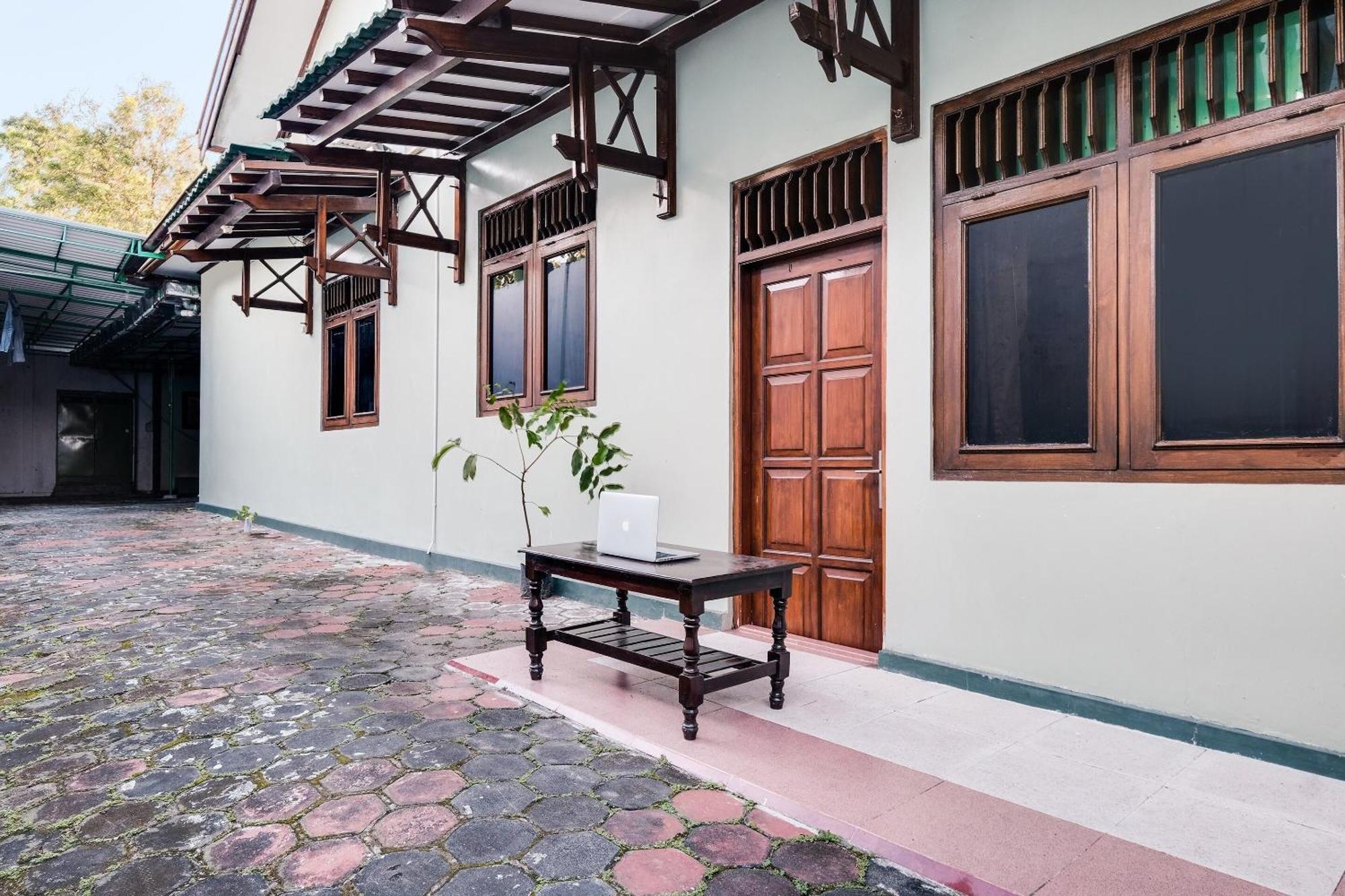 Spot On 92068 Pudja Kesuma Homestay Syariah Yogyakarta Pedes Dış mekan fotoğraf