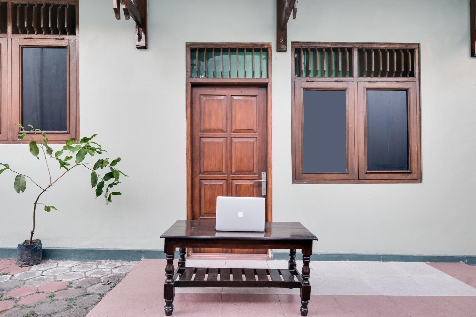 Spot On 92068 Pudja Kesuma Homestay Syariah Yogyakarta Pedes Dış mekan fotoğraf