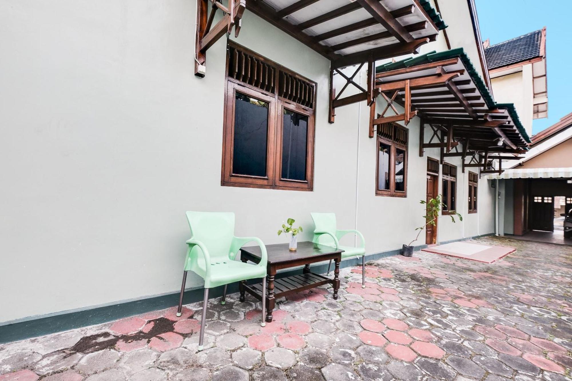 Spot On 92068 Pudja Kesuma Homestay Syariah Yogyakarta Pedes Dış mekan fotoğraf